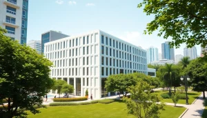 Architekturvisualisierung eines modernen Gebäudes mit detaillierter Fassadengestaltung und umgebender Landschaft.